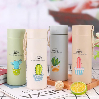 Bình Đựng Nước Lõi Thủy Tinh Họa Tiết Xương Rồng Dễ Thương Dung Tích 450ml - Bình Giữ Nhiệt In Hình Xương Rồng 450ml Lõi Thủy Tinh Bọc Và Nhựa Lúa Mạch Có Dây Sách Tiện Dụng - Giao Màu Ngẫu Nhiên