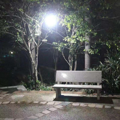 Bóng đèn tích điện , bóng đèn Led  150W ,độ sáng cao tiết kiệm năng lượng  có móc treo , với 3 chế độ sáng tùy chỉnh , kèm dây sạc USB 5V phù hợp khi cúp điện , đi đã ngoại , câu cá , chợ đêm , buôn bán , vỉa hè ,sử dụng cả trời mưa , nắng tiện lợi 