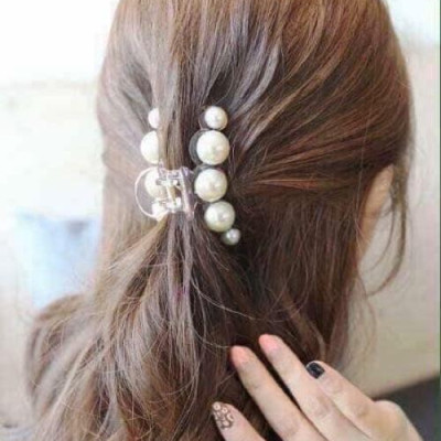 Kẹp tóc đính hạt giả ngọc trai nhân tạo