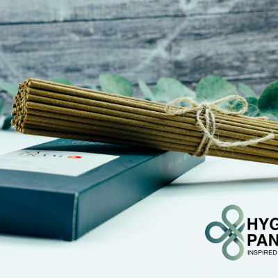 Nhang/Hương Thảo Mộc Hỷ Lạc Hương Hygie - Thanh khiết, ấm áp, làm sạch không khí., được làm từ các loại lá thảo dược chứa tinh dầu. rụng tàn tự nhiên, ít khói, khói nhẹ mau tan