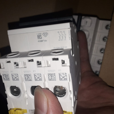 Cầu dao A9F74350 Schneider