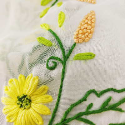 Khăn phụ nữ Chăm (thêu tay)