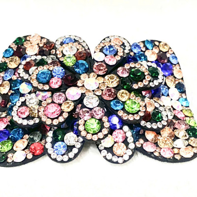 KẸP TÓC BẢNG TO ĐÍNH ĐÁ Ý – DÁNG VẺ QUÝ PHÁI, SANG TRỌNG ĐẾN MỌI CHI TIẾT