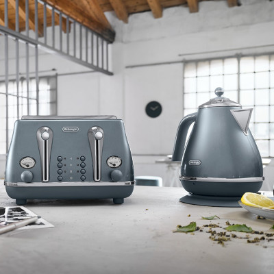 Ấm Đun Nước DeLonghi KBOT2001 - Hàng Chính Hãng