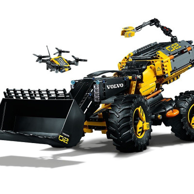 Bộ lắp ráp LEGO Technic 42081 - Xe Máy Xúc Volvo ZEUX (1167 Chi Tiết)