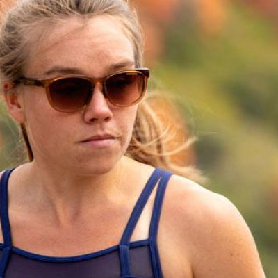 Kính mát thể thao Unisex Tifosi Swank - Gọng Crystal Brown / Onyx, Tròng Brown Gradient