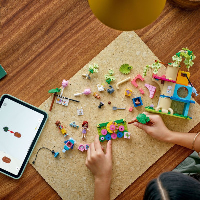 LEGO FRIENDS 42666 Đồ Chơi Lắp Ráp Nhà Cây Và Bữa Tiệc Sinh Nhật Mèo Con (321 chi tiết)