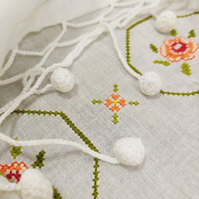 Khăn phụ nữ Chăm (cotton thêu tay)