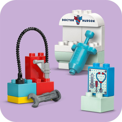 LEGO DUPLO 10456 Đồ Chơi Bộ Lắp Ráp Chuyến Thăm Gara Của Bác Sĩ Doc Và Xe McQueen (35 chi tiết)
