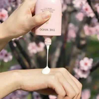 Bộ Kem Chống Nắng Whoo Gongjinhyang Soo Vital Hydrating Suncreen Fluid Special Set