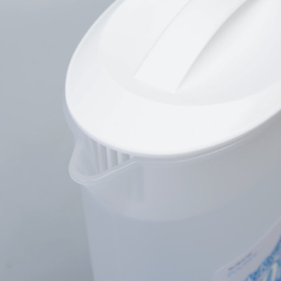 Set 02 bình nước Pearl Life Gourier, có nắp bật đóng/ mở nhẹ nhàng nên vô cùng tiện lợi và hữu ích - nội địa Nhật Bản