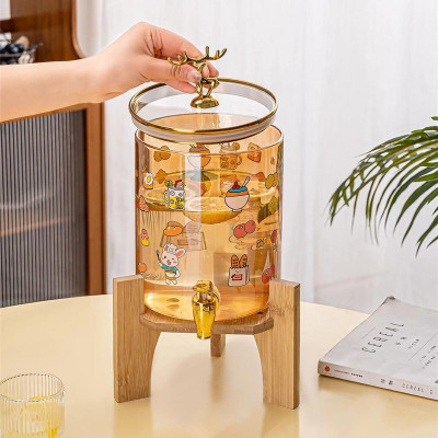 Bình Trà, Bình Đựng Nước Thủy Tinh Stiker 2.5L và 3.5L Có Vòi, Có Nắp Đậy + Tặng Kèm Kệ Gỗ - Bình Pha trà, Nước Trái Cây
