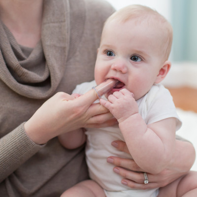 [ HG010 ] Bàn chải răng ngón tay Dr.Brown