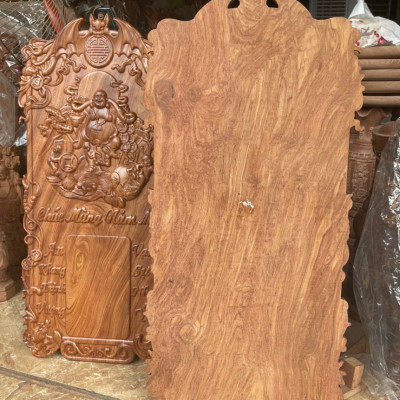 Đốc lịch treo tường khắc tượng phật di lặc bằng gỗ hương đá kt 37×77×3cm