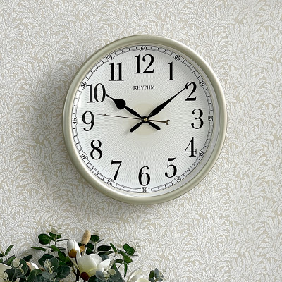 Đồng hồ treo tường Rhythm CMG610NR18 Kt 36.1 x 5.1cm, 0.84kg. Vỏ nhựa. Dùng Pin.