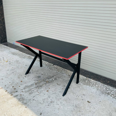 Bàn văn phòng Gaming MK Tundo 