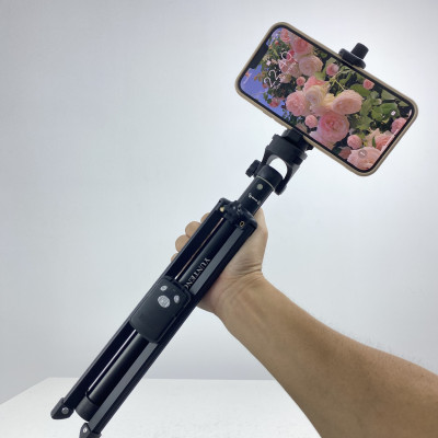 Gậy Chụp Hình Tripod 3 Chân Đa Năng 1688 Có Remote Bluetooth - Gậy Tự Sướng Kiêm Chân Đế Kẹp Điện Thoại, Máy Ảnh