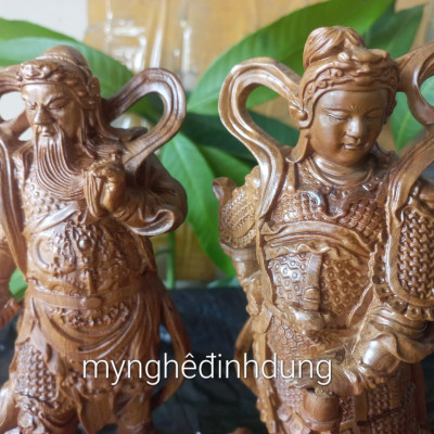 Tượng hai vị hộ phát _ Vi đà tôn thiên và quan công bằng gỗ bách xanh thơm nức kt cao 20x9x7cm 