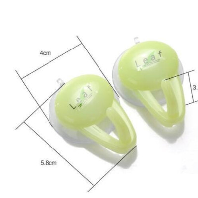 Set 02 chiếc móc treo đa năng Inomata có núm hít - Giao màu ngẫu nhiên