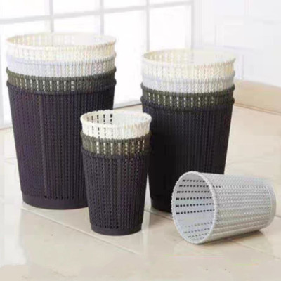 Giỏ Nhựa Giả Mây Đựng Đồ Dùng, Vật Dụng Đa Năng ( Tặng kèm túi quà tặng nhỏ ) - màu ngẫu nhiên - 25 x 28cm