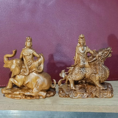 Tượng văn thù phổ hiền bồ tát bằng gỗ bách xanh thơm nức kt 16×15×6cm