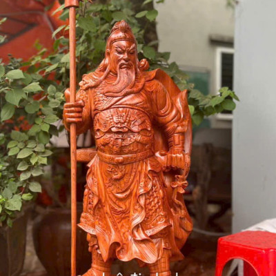 Tượng quan công trấn ải bằng gỗ hương đá quá  đẹp kt cao 100x37x24cm 