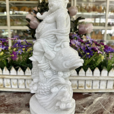 Tượng Phật Di Lặc ngồi trên cá chép phong thủy đá cẩm thạch trắng - Cao 30 cm