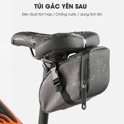 Túi Yên Xe Đạp XD-01 Gắn Yên Sau Tích Hợp Đèn Đuôi Nhấp Nháy Cảnh Báo nhiều màu, chất liệu vải 300D chống thấm nước, sạc Type C, dung tích 1.4 lít (kèm bọc chống mưa đi kèm) - Mai Lee