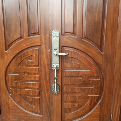 Khóa cửa thông minh Kitos KT-C500 phong cách tân cổ điển