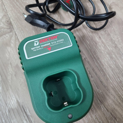 Sạc pin 16.8V Dekton D16-S2000 -HÀNG CHÍNH HÃNG