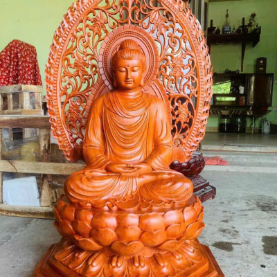 Tượng bổn sư thích ca mô ni phật bằng gỗ hương đá kt cao 81x56x52cm + lá chắn hào quang cao tổng 1m17cm 