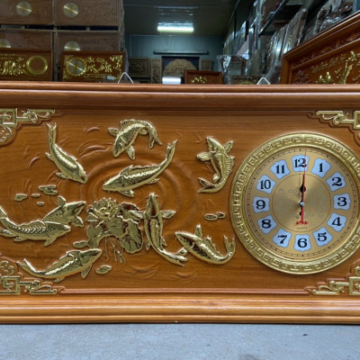 Tranh đồng hồ treo tường trạm khắc cửu ngư bằng gỗ gõ kt 41×81×4cm