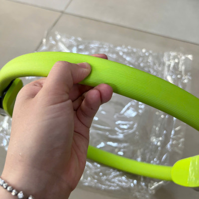 Vòng tập Pilates, vòng hỗ trợ tập tay chân bằng đệm mút êm ái,đàn hồi, linh hoạt an toàn cho người sử dụng.