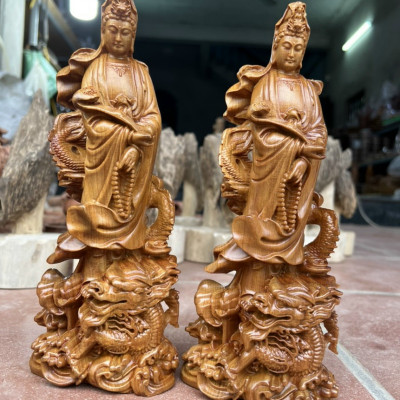 Tượng phật bà quan âm bồ tát bằng gỗ bách xanh thơm nức  kt 28×10×7vm