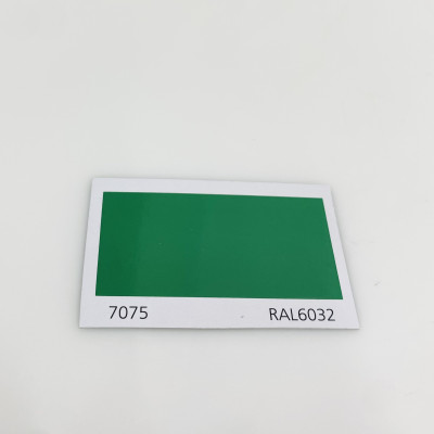 Sơn Jotun Pilot 2 Base 3 màu Green 7075 (Xanh lá) 5L/lon