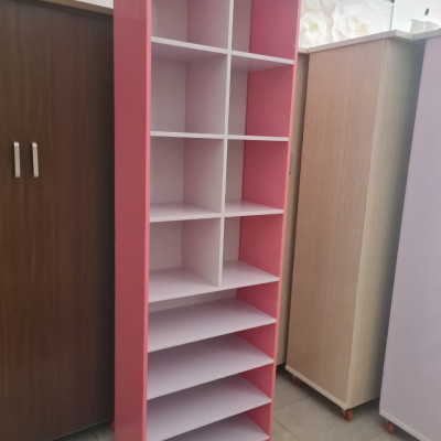 Tủ locker Juno sofa kết hợp kệ dày dép cho shop ngang 60 cm x cao 2m x sâu 40 cm.