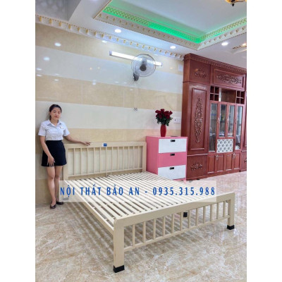 Giường sắt ngủ hộp vuông 4x8 - nhiều màu - kích thước 1m8x2m - giá rẻ bền đẹp