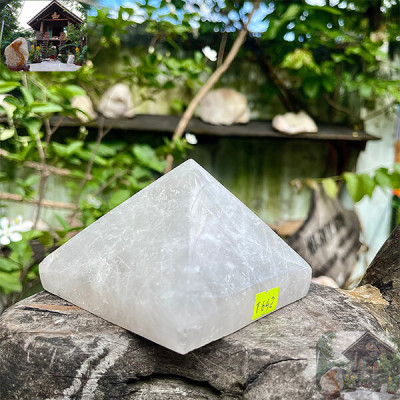 Kim tự tháp phong thủy NHA SAN T642 Vật phẩm mang lại may mắn, sức khỏe và tài lộc - 0.98 kg (7 x 10.2 cm)