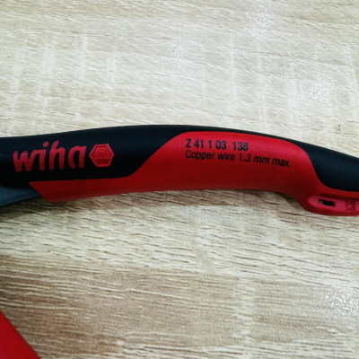 Kìm cắt chân linh kiện điện tử Wiha 27391 ( mã 26818 kèm bìa treo)