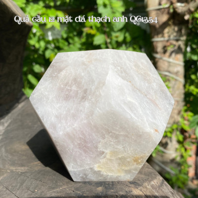 Quả cầu 12 mặt đá thạch anh NHASAN QC1354 nặng 2.26kg, mặt cạnh 7.5cm, đường kính 10.5cm