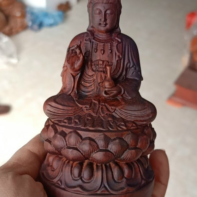 Tượng phật bà quan âm bồ tát bằng gỗ trắc đỏ đen kt 12×7×6cm