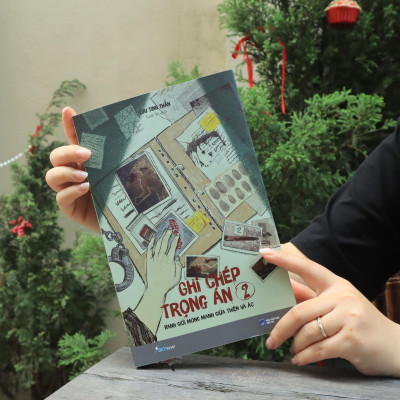 Sách - Ghi Chép Trọng Án - Tập 2 - Ranh Giới Mong Manh Giữa Thiện Và Ác - Tặng Kèm Bookmark + Postcard