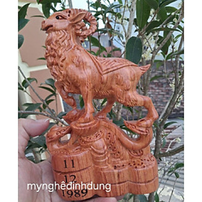 Tượng  con dê tài lộc  bằng  gỗ  hương  đá kt 20x13x6cm 