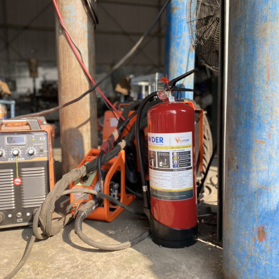 Bình chữa cháy bột ABC 6KG Vinafoam VP6 có tem kiểm định