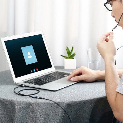 Cáp nối dài loa Ugreen 40673 Hàng chính hãng dài 1m hỗ trợ mic 