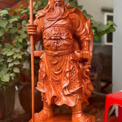 Tượng quan công trấn ải bằng gỗ hương đá quá  đẹp kt cao 100x37x24cm 