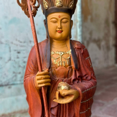 Tượng phật địa tạng vương bồ tát bằng gỗ hương đá pu giả cổ kt cao 60×18×17cm