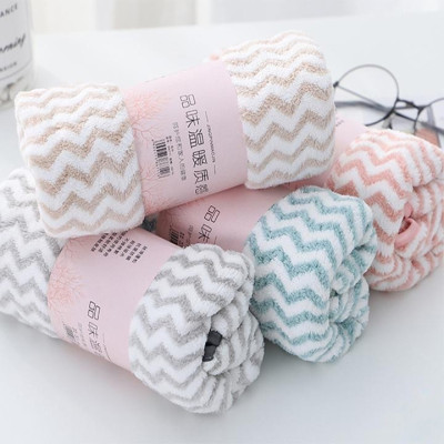 Combo  5 cái khăn lau mặt lông cừu Hàn Quốc .50 x 30cm ,  kẻ sọc nhiều màu ,  được cuộn tròn , sợi bông mềm mại cao cấp dùng rất tiện dụng 