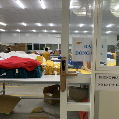 Khóa cửa nhôm điện tử Kitos KT-AL32