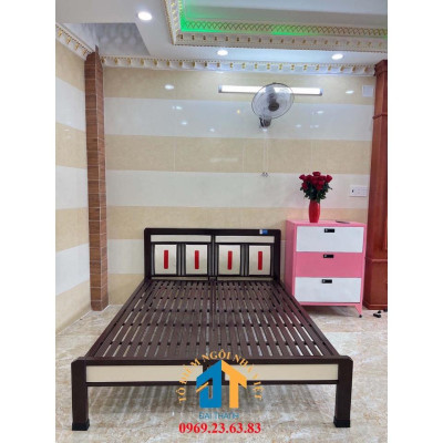 Giường sắt hộp kiểu giả gỗ ĐẠI THÀNH 1m6 x 2m